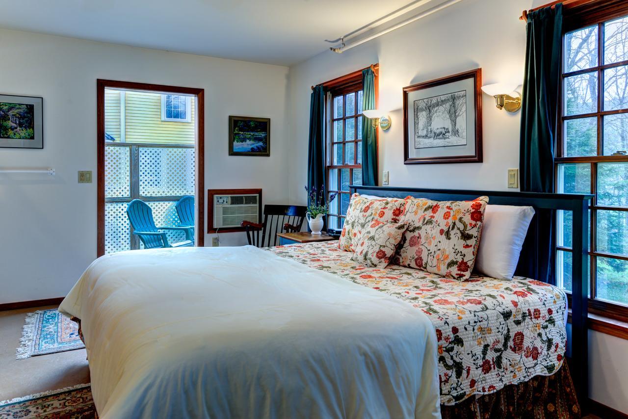 Breakfast On The Connecticut Bed & Breakfast Lyme Exterior foto