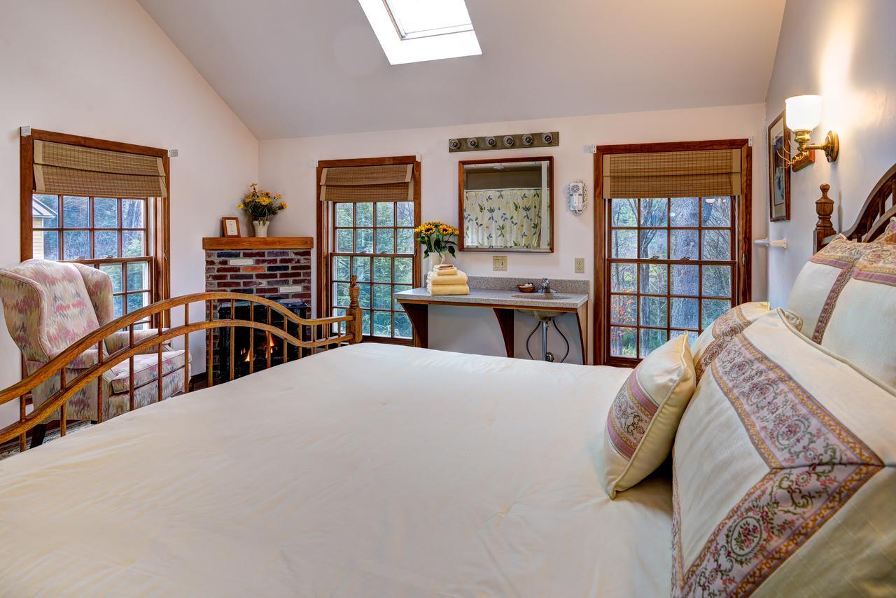 Breakfast On The Connecticut Bed & Breakfast Lyme Exterior foto